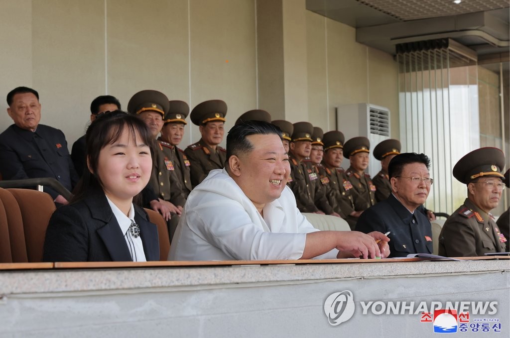 Les sorties militaires de Kim Jong-un ont doublé par rapport à l'année dernière
