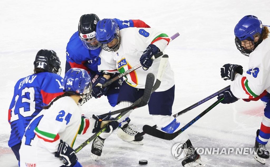 Korea Południowa wyprzedziła Polskę, zdobywając drugie z rzędu zwycięstwo w Pucharze Świata kobiet w hokeju na lodzie