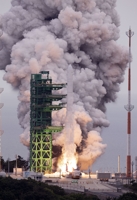 Yoon lauds success of space rocket Nuri's launch as 'splendid feat'
