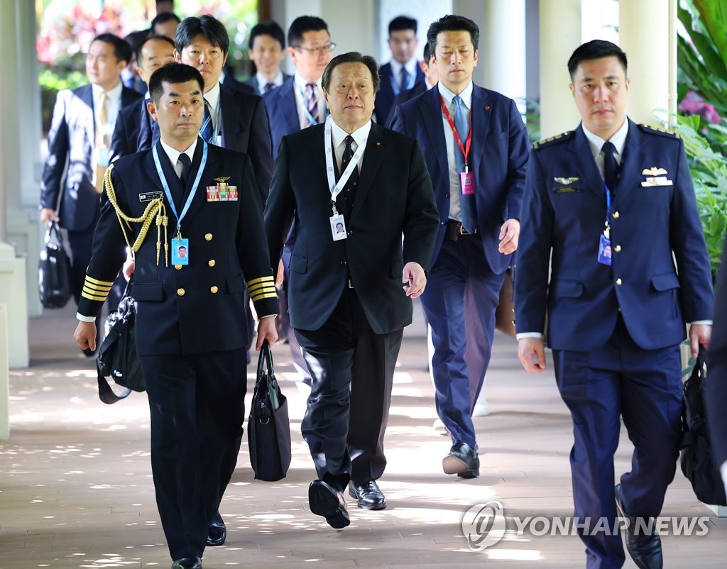 한미일 국방장관 회담 입장하는 하마다 야스카즈 일본 방위상