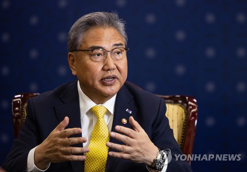 ワシントンでの韓米日首脳会談　「遠くない時期に開催」＝韓国外相　