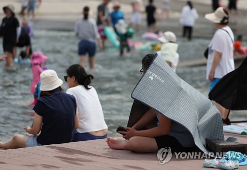 [날씨] 3일 서울 낮 35도…올여름 최고로 덥다