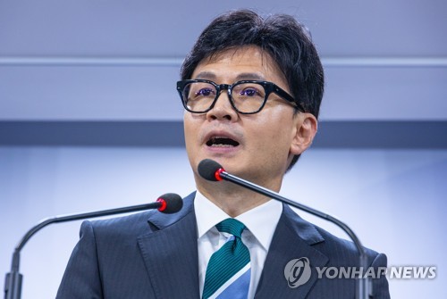 김태우·강만수·이중근 등 광복절 특사…"경제살리기 중점"