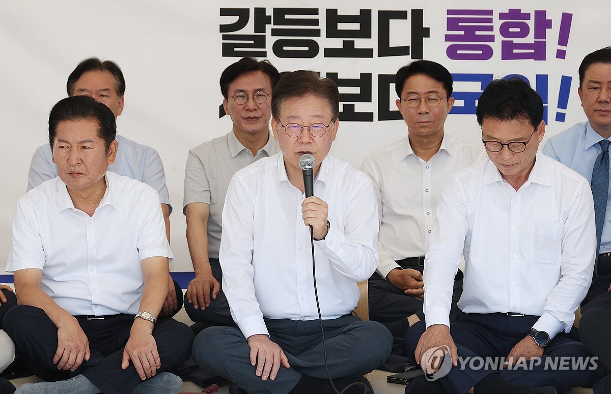 The leader of the main opposition Democratic Party (DP) Lee Jae-myung speaks under a tent as he continues his sit-in hunger strike against the government on Sept. 1, 2023. (Yonhap)