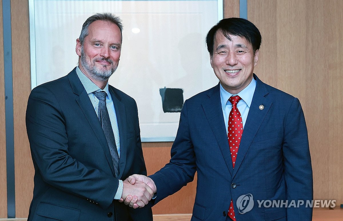 S. Korea, Airbus discuss joint projects