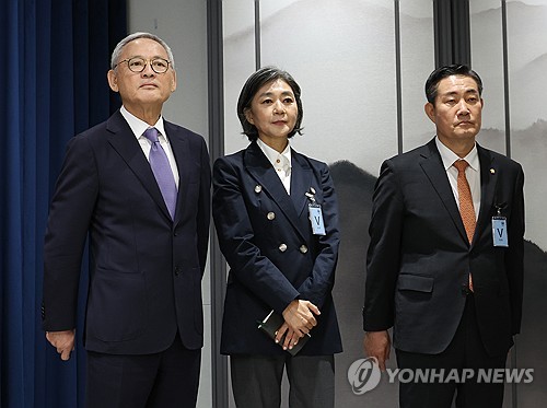 (LEAD) Yoon nomme trois nouveaux ministres