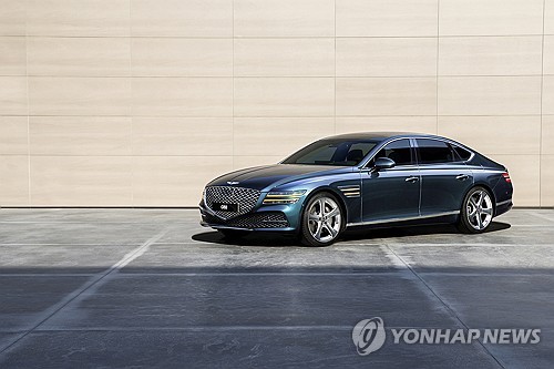 Hyundai lancera en octobre la version améliorée du SUV GV80 et le 1er coupé de Genesis