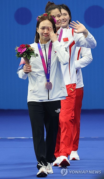 Swimming: Kim Seo-young wins bronze in 200m individual medley