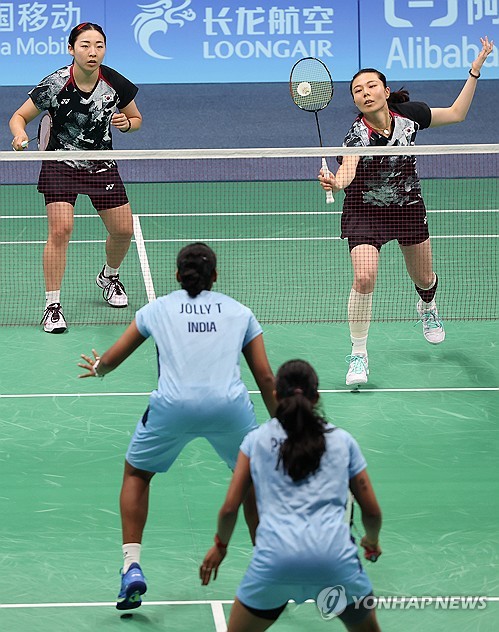Round of 16 women's badminton doubles