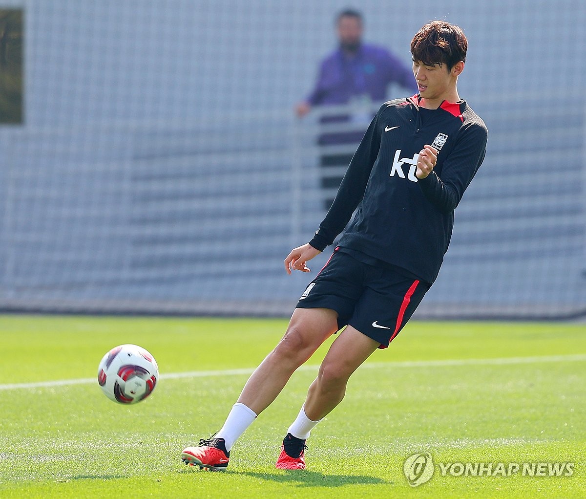 2년 만에 태극마크 김지수 "A매치 데뷔는 모든 선수의 꿈"