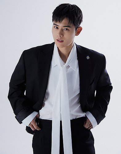 FOTOS: Jungkook saca su lado más atrevido como embajador de ropa interior y  jeans de Calvin Klein
