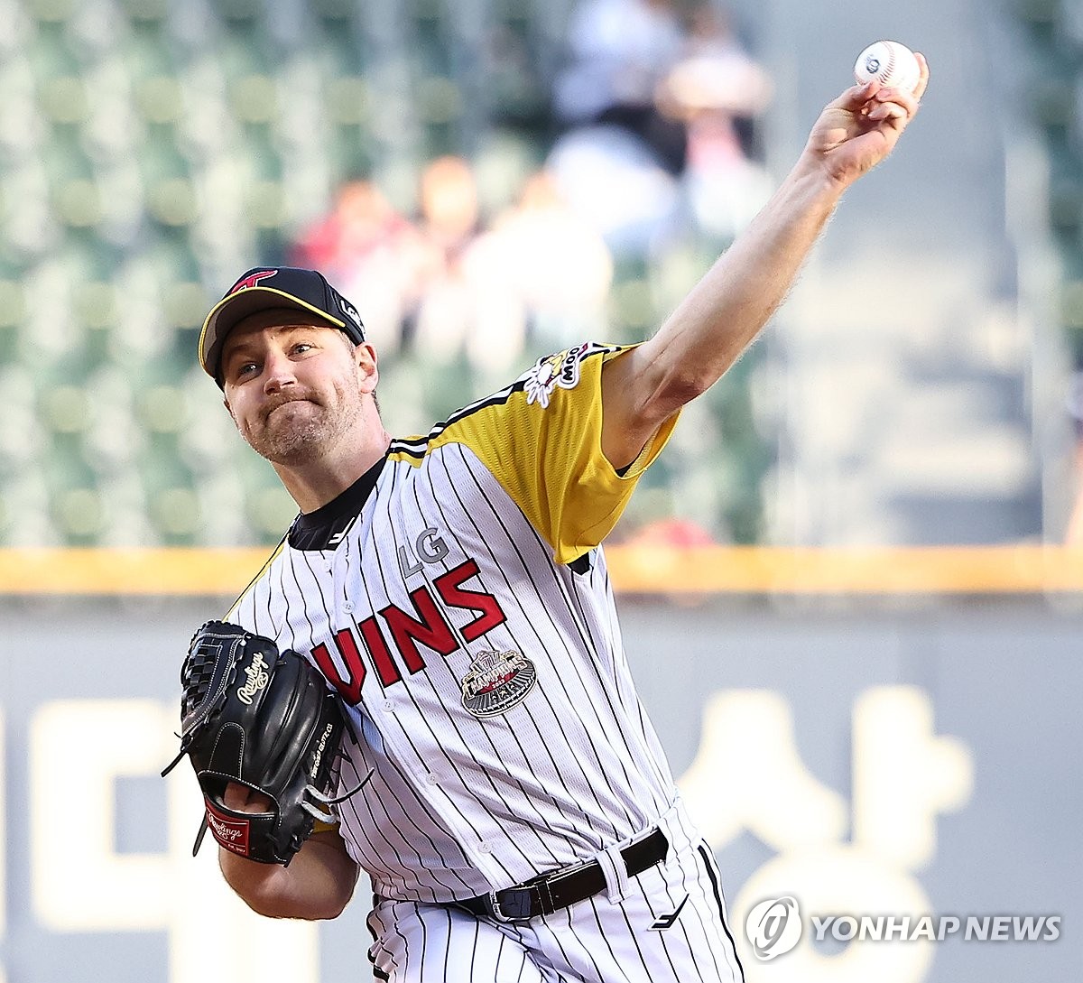 역투하는 LG 엔스