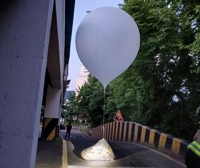 (LEAD) N. Korea sends some 600 trash-carrying balloons to S. Korea from Saturday