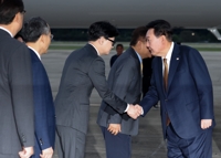 윤·한 회동, 갈등 쳇바퀴 멈추고 정국 돌파구 열어야