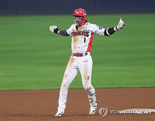 Tight races expected at shortstop, catcher positions for KBO 