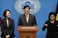 개혁신당 함익병 "내 또래 룸살롱 안가본 사람 없다" 발언 논란