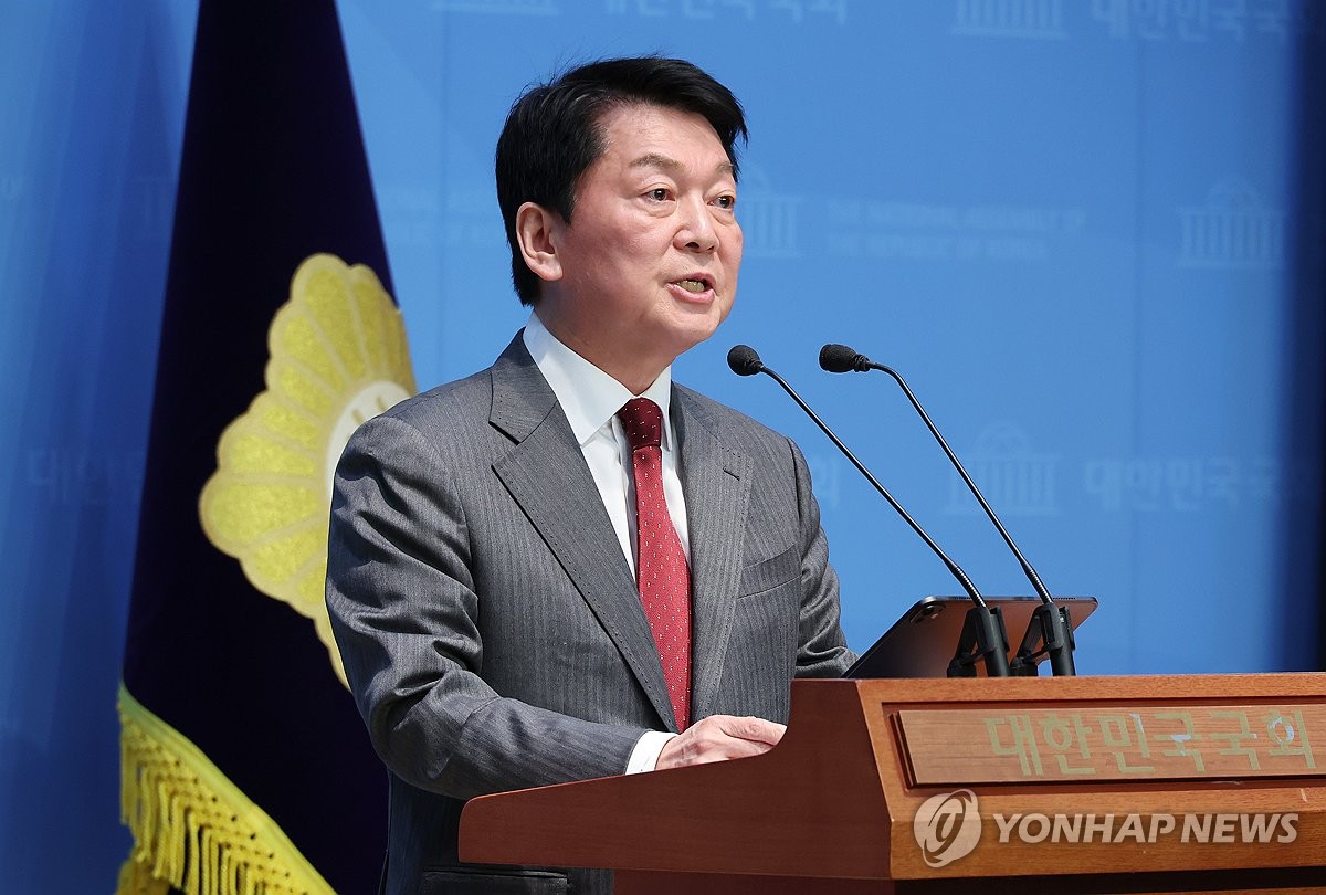 안철수 "종기적출" 외치자…나경원 "통합" 윤상현 "뺄셈정치 혁파"