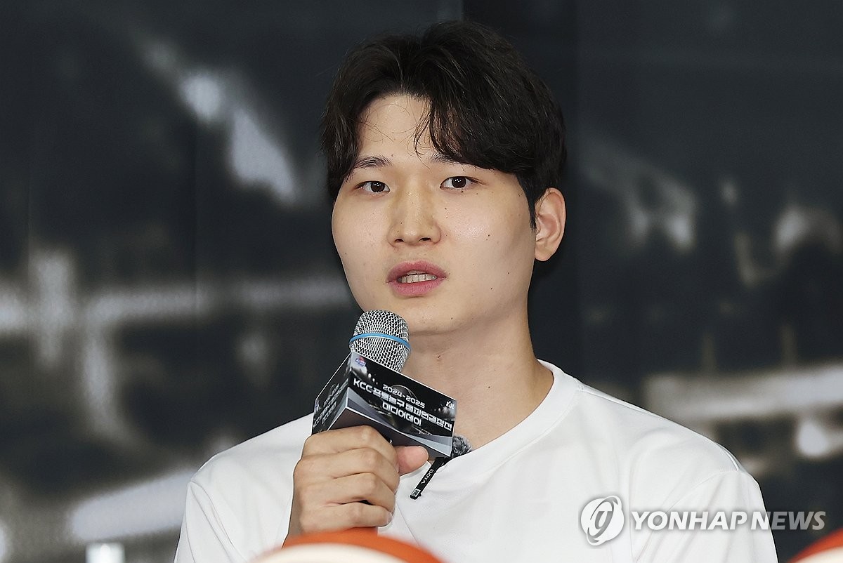 출사표 던지는 안영준
