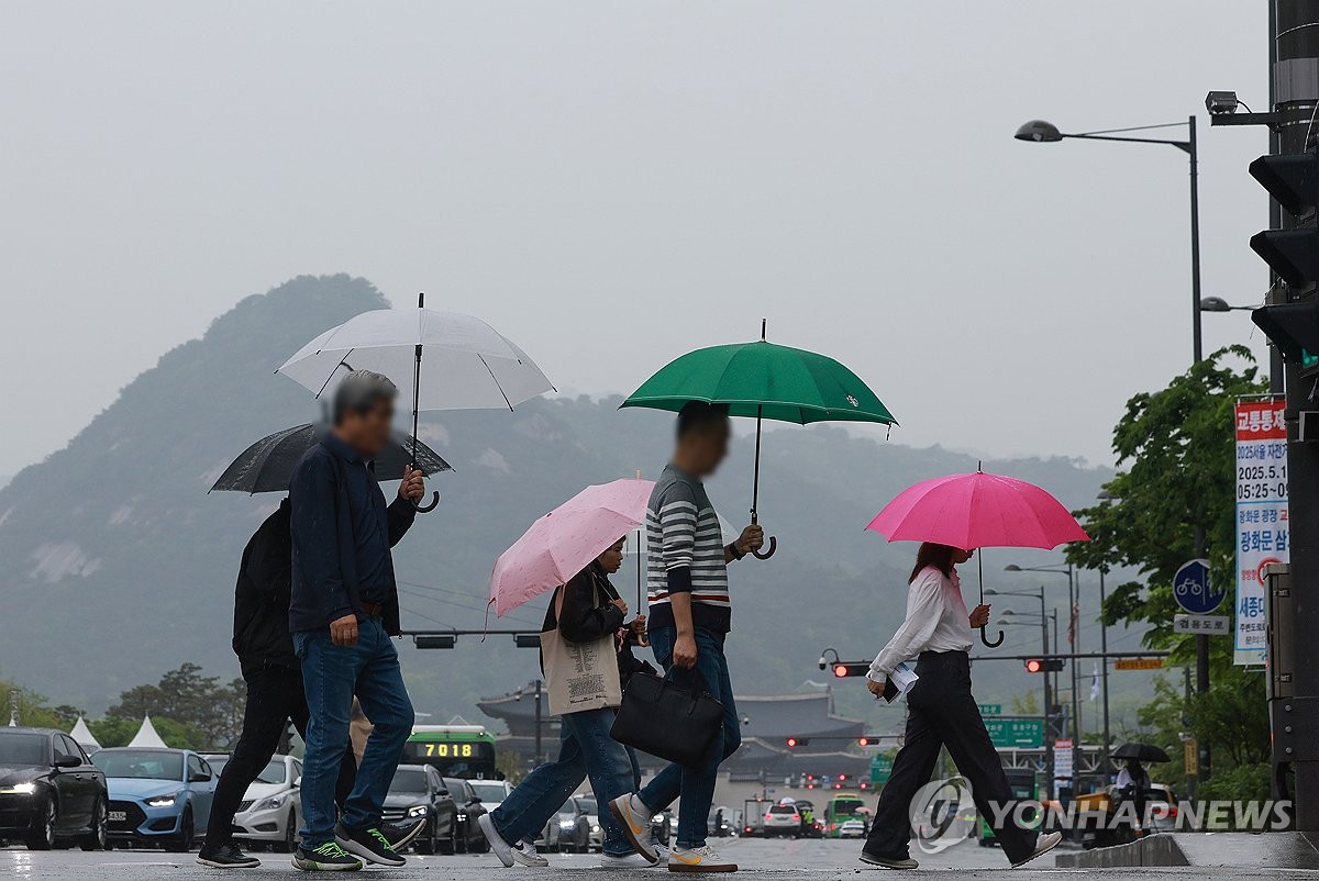 전국 흐리고 곳곳 비…낮 최고 14∼20도