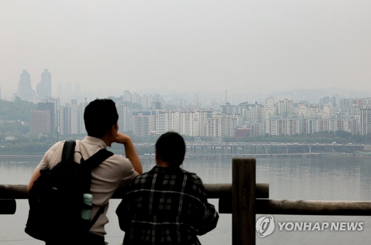 [날씨] 전국 흐리고 곳곳 비…낮 최고 22∼28도