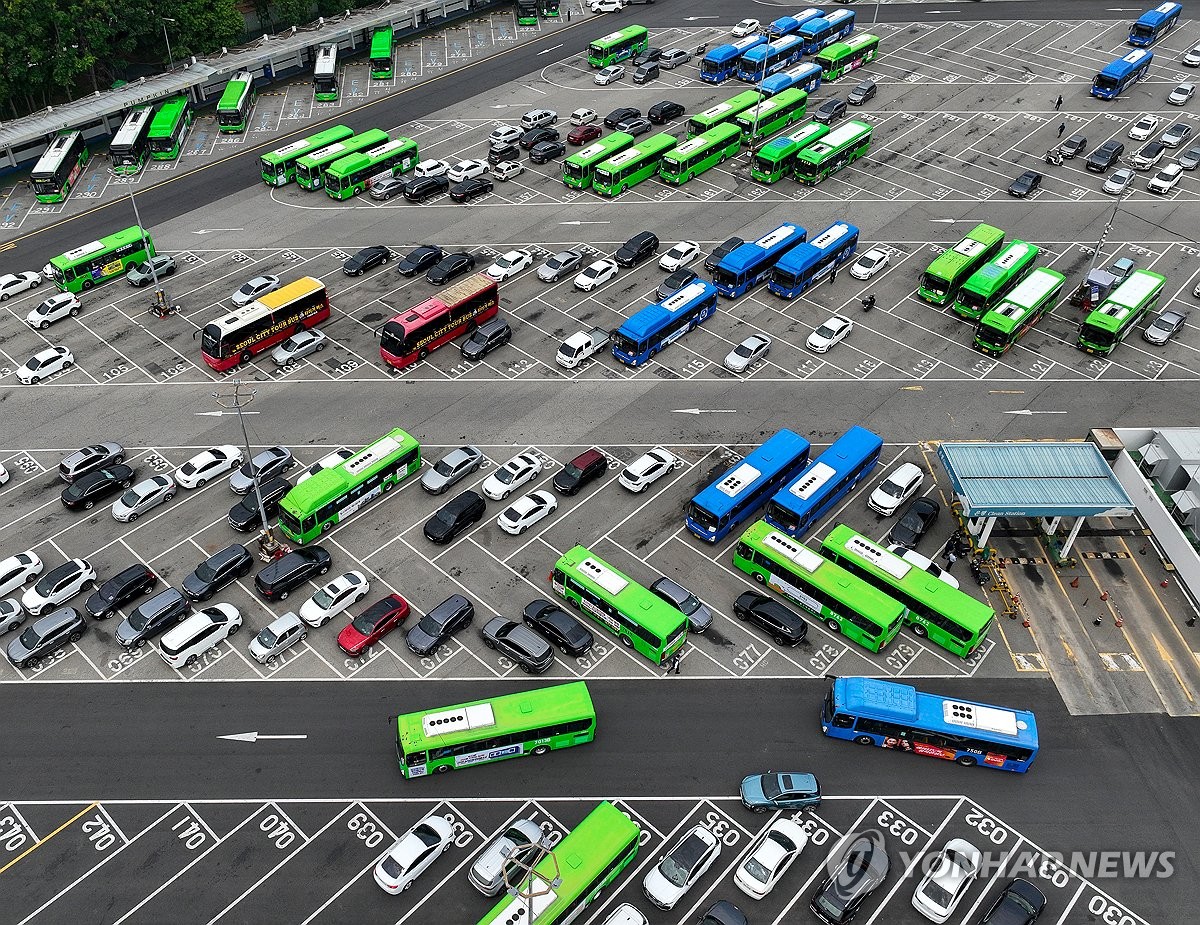 수능날 서울 시내버스 관련 이미지