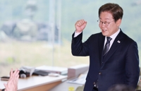 李대통령 "남북 대화채널부터 신속히 복구…대화·협력 재개"