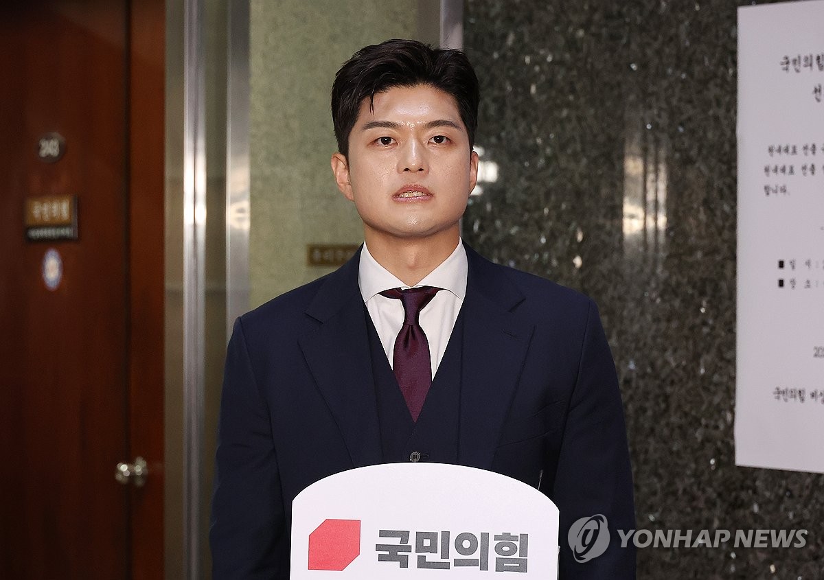 김용태 "새 원내대표가 개혁안 당원 여론조사 해주면 사퇴"