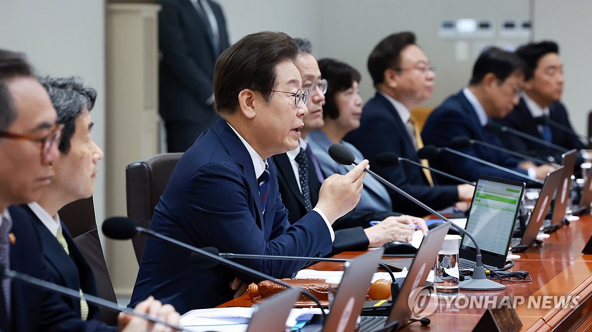 [속보] 李대통령 "주택이 투기수단 되면서 주거 불안정…