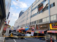 광주 일곡동 주차타워서 택시 도로로 추락…큰일 날 뻔