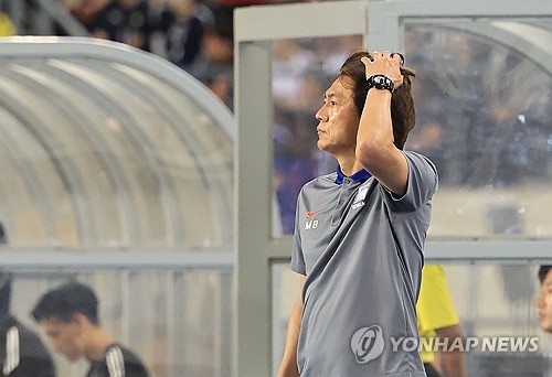 S. Korea coach defends team after loss to Japan at E. Asian football tournament