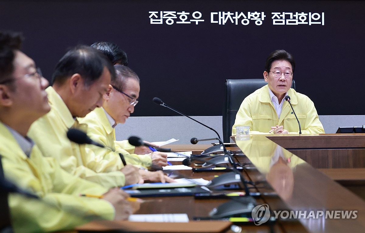 李대통령 국정지지율 62.2%…민주 50.8%·국힘 2…