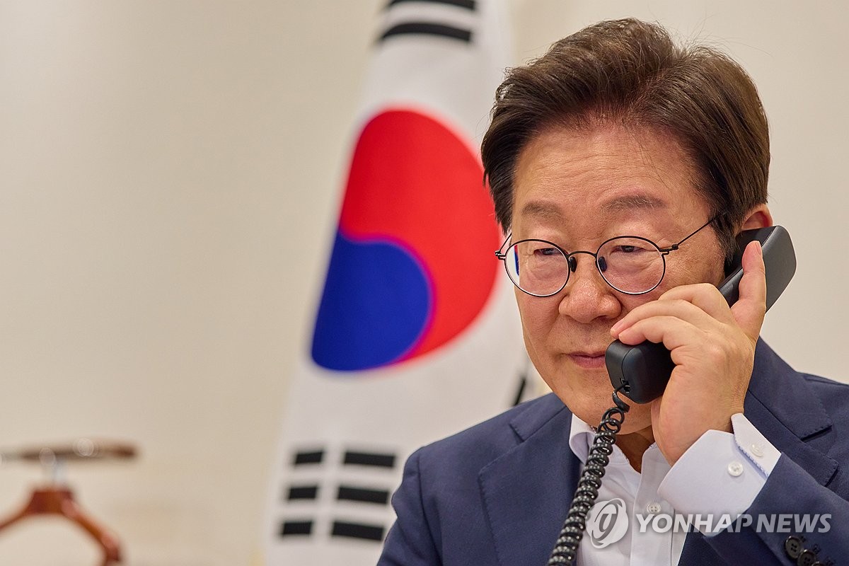 李대통령 지지율 64%…국민의힘 지지율 17% 최저치 경신[NBS](종합)