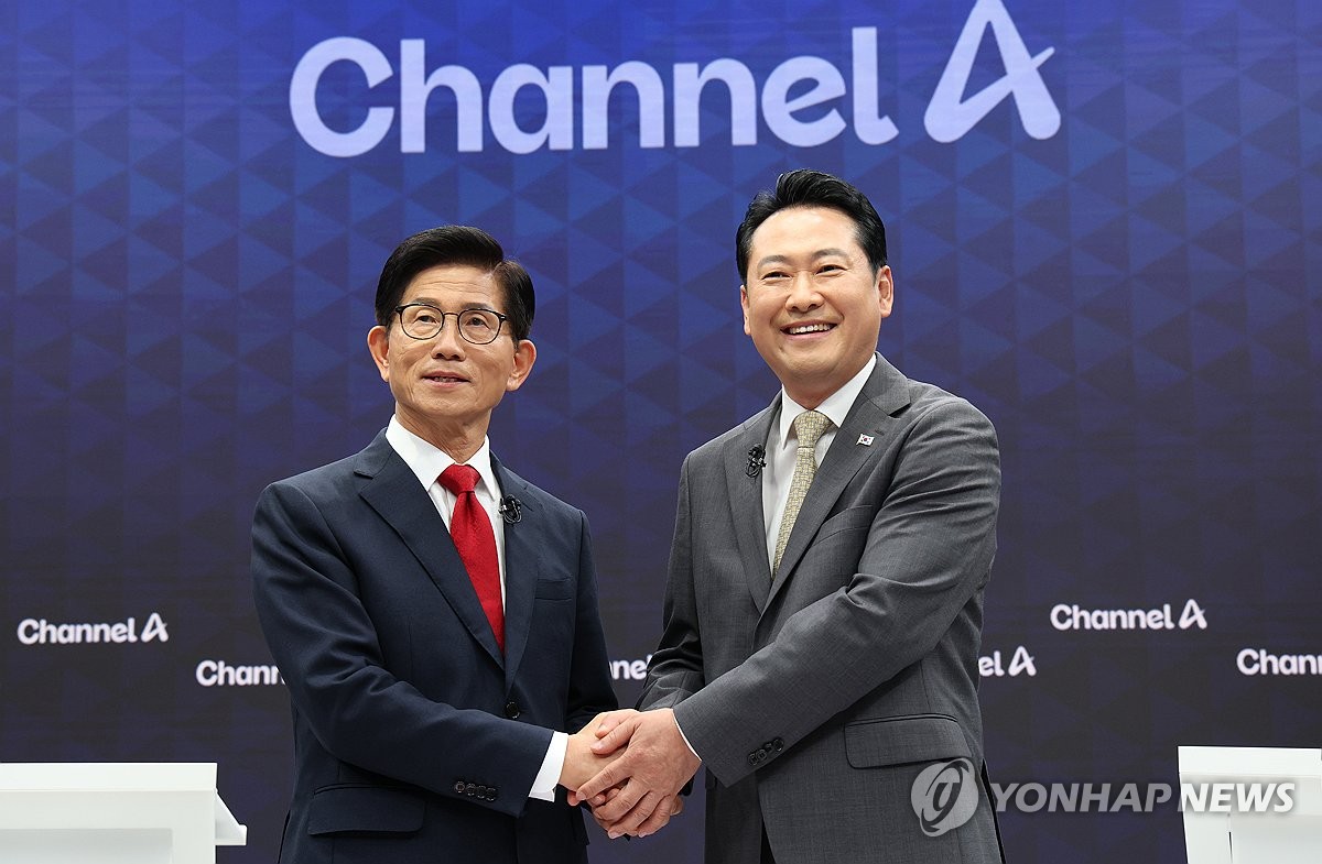 金 "다 내보내면 개헌 못막아"…張 "내부 총질에는 출당 결단"
