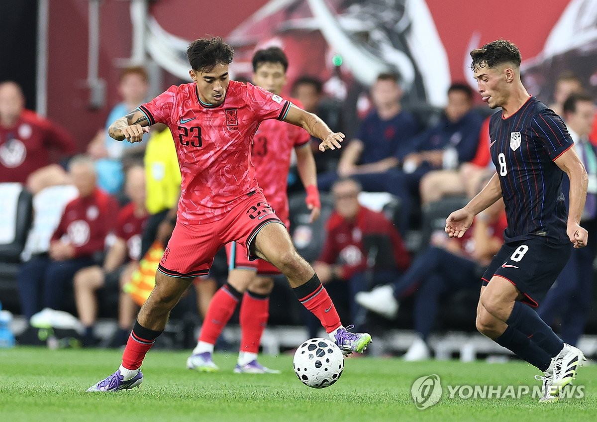 옌스 카스트로프, 첫 출장