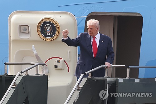 Trump : «Je reviendrai pour rencontrer Kim. J'étais trop occupé cette fois-ci»