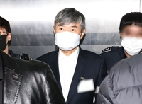 '이종섭 도피 의혹' 조태용 전 안보실장 피의자 조사